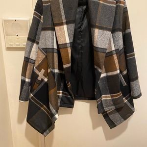 Women’s Wrap jacket from chicwish. Size medium